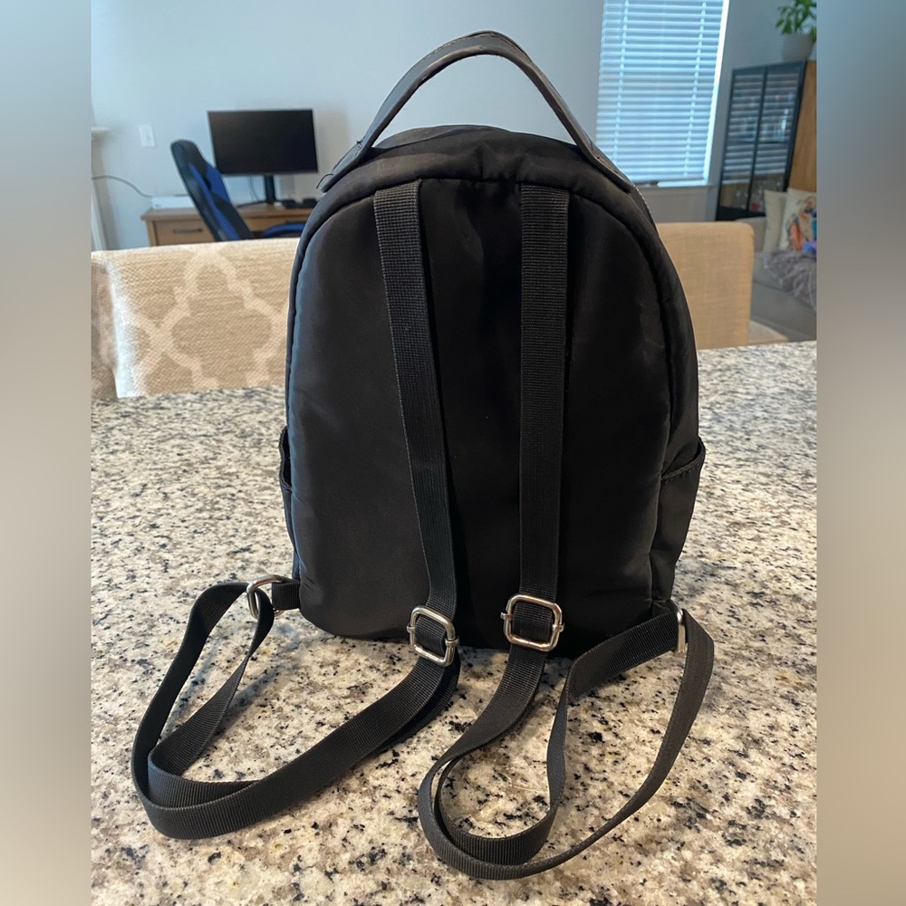 Small black backpack - Picture 4 of 4